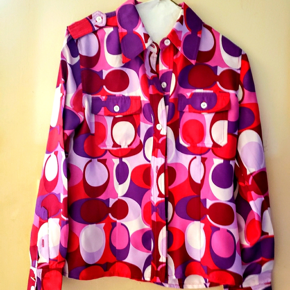 Coach signature blouse 100% silk size 4